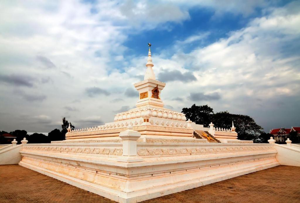 Grand Szechuan Hotel Vientiane Luaran gambar
